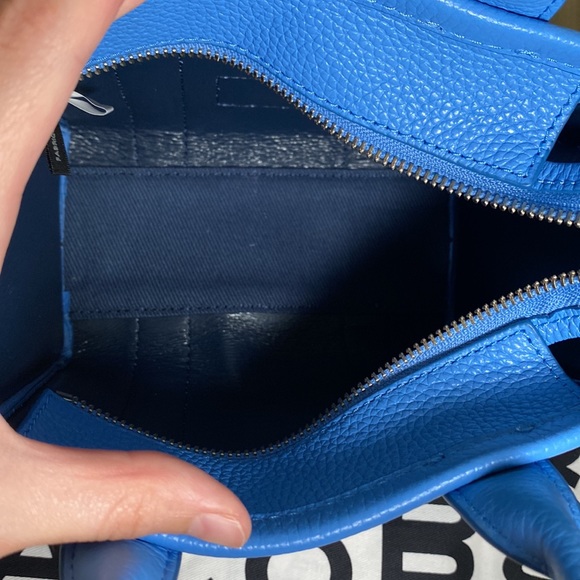 SOLD‼️NWT Marc Jacobs The Tote Bag Micro spring blue - Picture 7 of 9